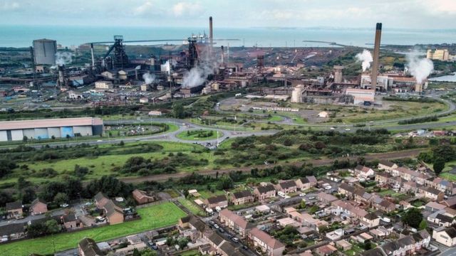 Tata Steel: Port Talbot steelworks gets £500m by UK government - BBC News