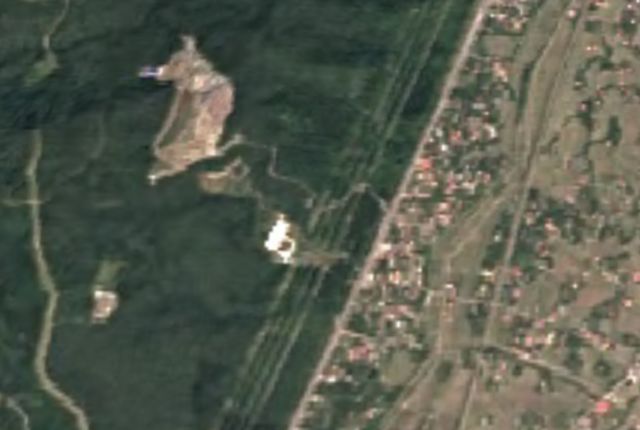 تصویر ماهواره‌ای از یک لکه بزرگ باصطلاح کچلی در جنگل سراوان گیلان