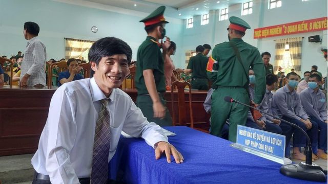 Luật sư Trần Đình Dũng tại phiên tòa quân sự xét xử sơ thẩm hôm 27/6 tại tỉnh Gia Lai