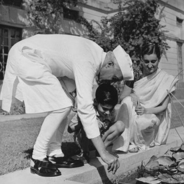 जवाहर लाल नेहरू, इंदिरा गांधी