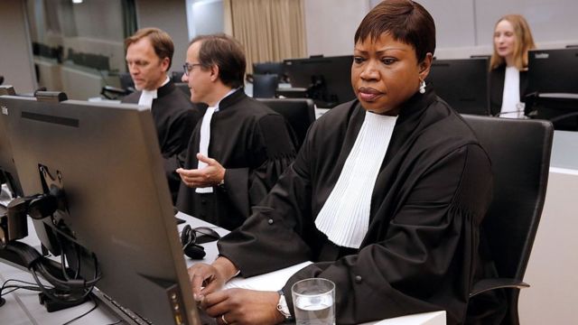 La fiscal de la Corte Penal Internacional (CPI), Fatou Bensouda, en La Haya en 2016 durante una sentencia por la destrucción de templos sagrados en Timbuctú, Mali.