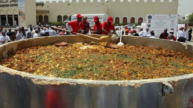رمضان في العالم العربي بين ارتفاع معدلات هدر الطعام ومعدلات الجوع Bbc News عربي