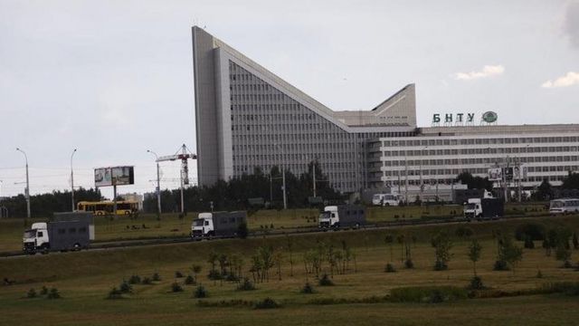 Колонна спецтехники в Минске