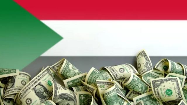 الجنيه السوداني هوى بصورة غير مسبوقة امام الدولار والتضخم يزيد معاناة السودانيين في تدبير عيشهم