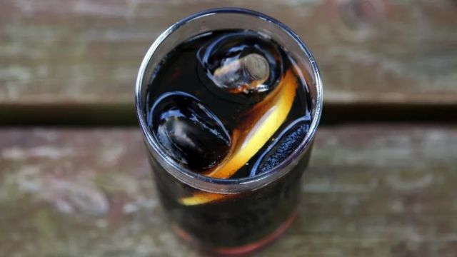 Nước ngọt khiến xét nghiệm Covid19 cho kết quả dương tính giả  BBC