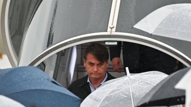 Болсонару прибывает на саммит