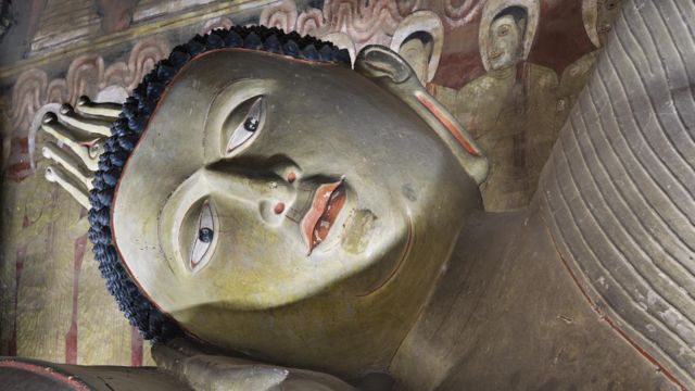 இலங்கையில் பௌத்த மத அவமதிப்பு