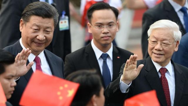 Nguyen Phu Trong and Xi Jinping in 2017
