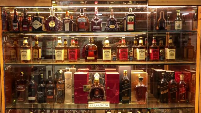 மதுபாட்டில்கள்