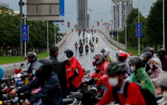 H﻿ình tư liệu, giao thông ở Phnom Penh, Campuchia