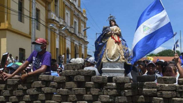 Católicos participam de manifestação na Nicarágua