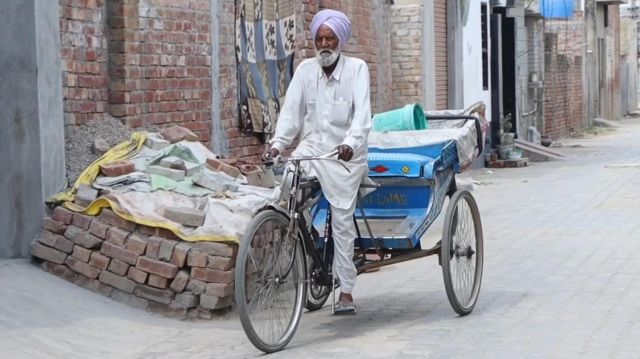 லாட்டரி, ரிக்‌ஷா தொழிலாளி