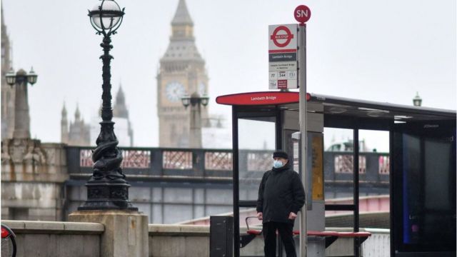 Convivir con la covid": en qué consiste el polémico plan que pone fin a las  restricciones de la pandemia en Inglaterra - BBC News Mundo