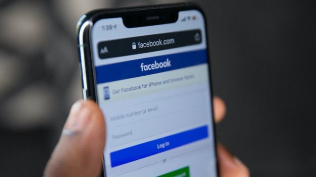 Facebook заборонив австралійцям ділитися новинами. Що сталося