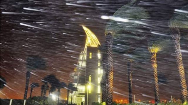 Les vents secouent Cap Canaveral en Floride, le mythique site de lancement de fusée de la Nasa