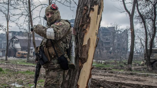 Umusirikare w'Uburusiya i Mariupol