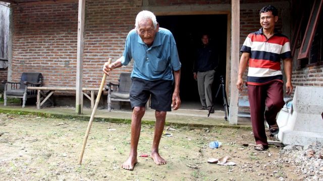 印尼老人聲稱146歲 「最長壽老人  專題報導