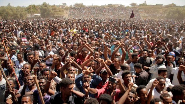 Supporters of Bekele Gerba, secretary general of the Oromo Federalist Congress (OFC), chant slogans to celebrate Gerba's release from prison, in Adama, Oromia Region, Ethiopia February 14, 2018