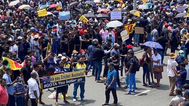 இலங்கை போராட்டம்