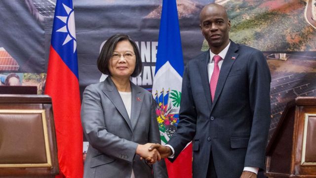 2019年7月，蔡英文（左）访问海地，在太子港与莫伊兹总统（右）会面。(photo:BBC)