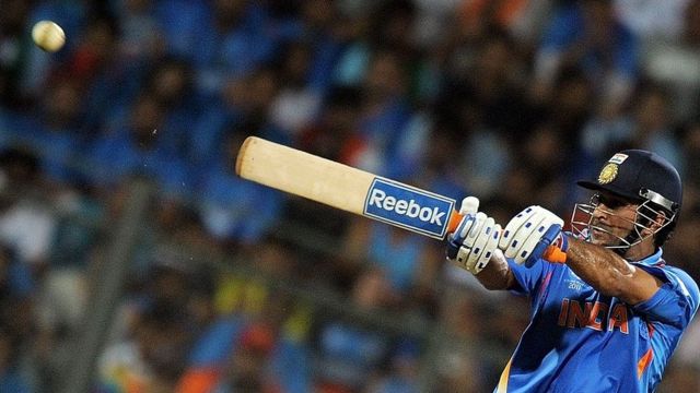 'தல' தோனியும், இறுதி ஓவர்களும் - மாறாத ஒரு காதல்கதை