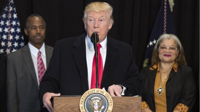 Критики обвиняют Дональда Трампа в том, что у его администрации нет четкой политики по борьбе с антисемитизмом