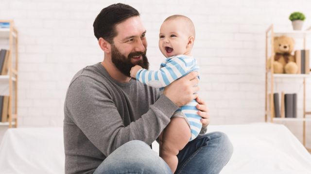 La innovadora ley en Finlandia que iguala el permiso parental para madres y  padres (y qué países de América Latina tienen más licencia por paternidad)  - BBC News Mundo