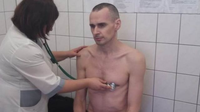 Олег Сенцов в больнице