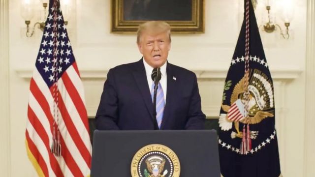 Trump cambia de tono, condena el asalto al Capitolio y admite el final de  su mandato - BBC News Mundo