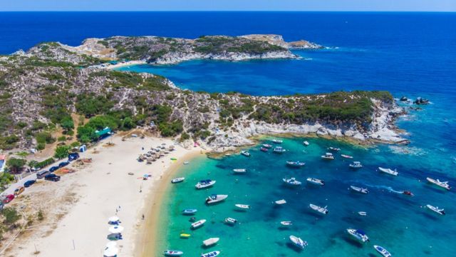 Півострів Халкідіки — центр пляжного туризму в Греції