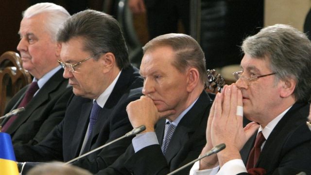 Леонід Кравчук, Віктор Янукович, Леонід Кучма, Віктор Ющенко