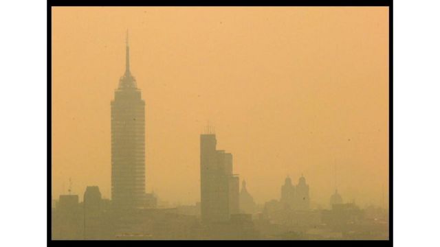 Imagem da Cidade do México, uma dos lugares mais poluídos do mundo, foi escolhida para o estudo da Universidade de Lancaster que identificou como partículas de sujeira vão parar no cérebro.