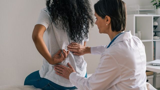 முதுகெலும்பு நாள்