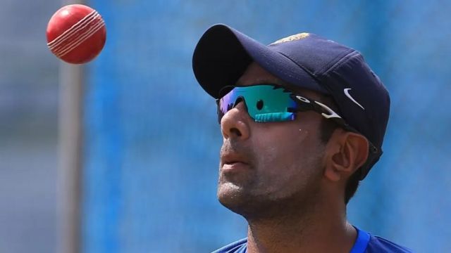 ரவிச்சந்திரன் அஸ்வின்