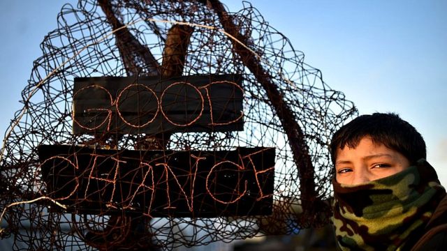 Подросток в лагере мигрантов