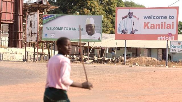 Les manifestants ont demandé le départ de toutes les forces de l'ECOMIG et de l'armée gambienne de Kanilai.