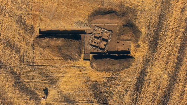 Так виглядає римська споруда з повітря