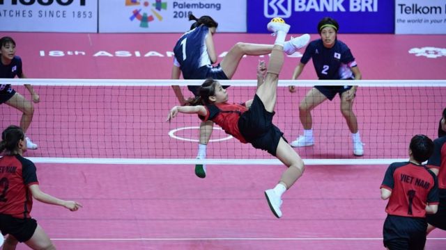 藤球（Sepak Takraw）是亞運傳統項目。