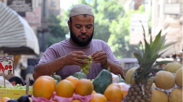فاينانشال تايمز: المزاج العام للاستثمار في مصر بات ايجابيا ومشجعا