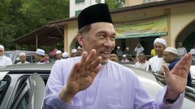 Anwar Ibrahim is appointed Prime Minister of Malaysia after 25 years in prison