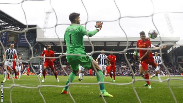 Roberto Firmino alifunga kwa kichwa