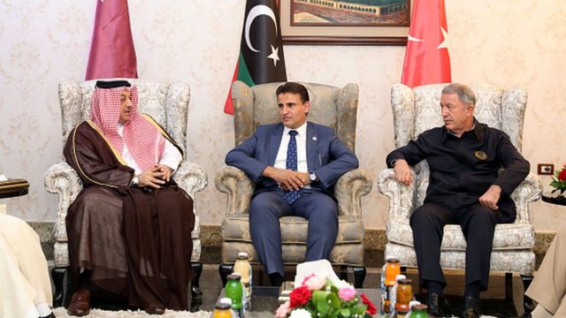 Katar'ın ve Türkiye'nin Savunma Bakanları, Libya'da destekledikleri Trablus hükümeti Savunma Bakan Yardımcısı'yla görüştü, 17 Ağustos 2020
