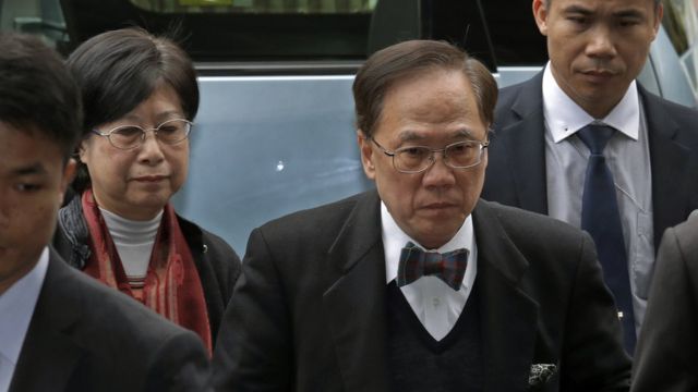 香港前特首曾荫权和夫人曾鲍笑薇。