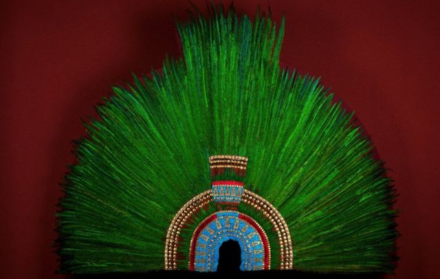 Penacho de Moctezuma: cómo terminó en Austria este tesoro prehispánico (y  otras piezas emblemáticas que están fuera de México) - BBC News Mundo