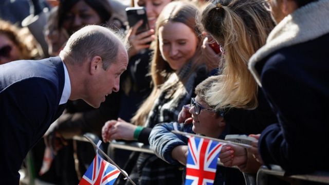威尔士亲王告诉孩子，队伍已前进“过半了”，希望就在眼前(photo:BBC)