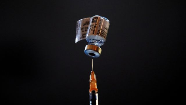 辉瑞与莫德纳疫苗：研究发现“非常罕见”副作用—心脏炎症(photo:BBC)