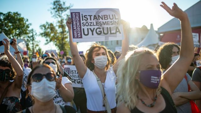 İstanbul Sözleşmesi protestosu