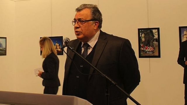 Андрей Карлов