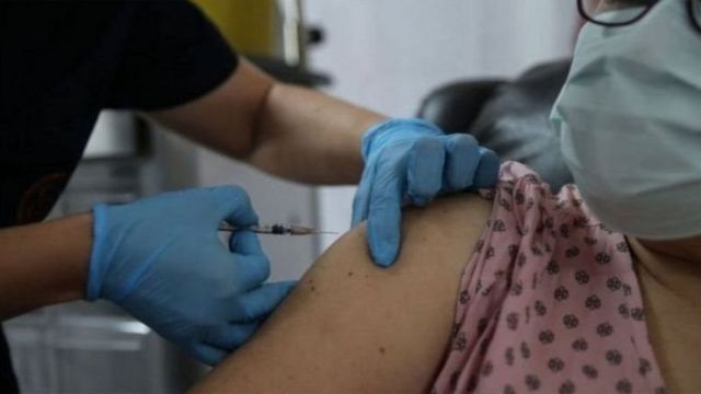 कोविड वैक्सीन क्या सुरक्षित है?