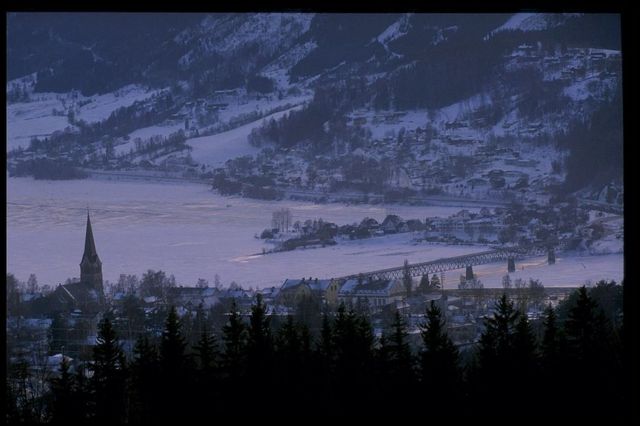 منظر عام لبلدة وليهامر، على بعد حوالى 135 كيلومترا من العاصمة النرويجية أوسلو.